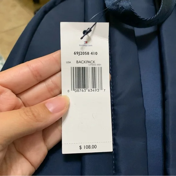 NWT Tommy Hilfiger Nylon Red White & Blue Backpack - Picture 3 of 8